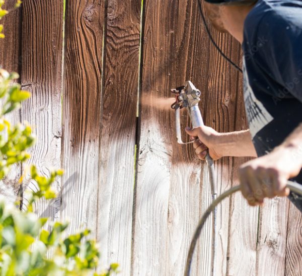 fence-staining